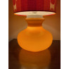 Lampe à poser Camaieu - opaline orange et tissu vintage