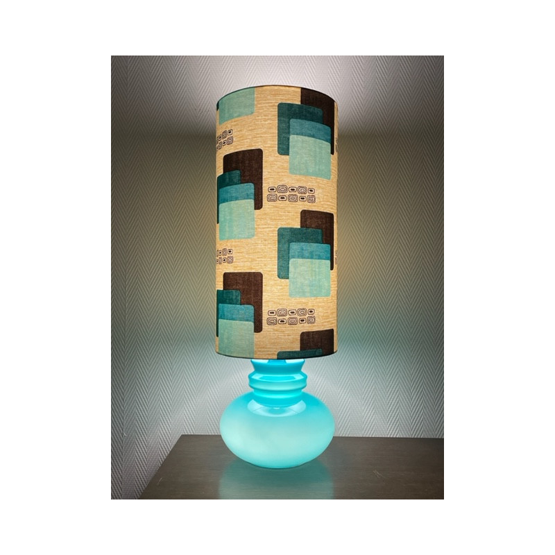 Lampe à poser opaline bleue et tissu Maori vintage