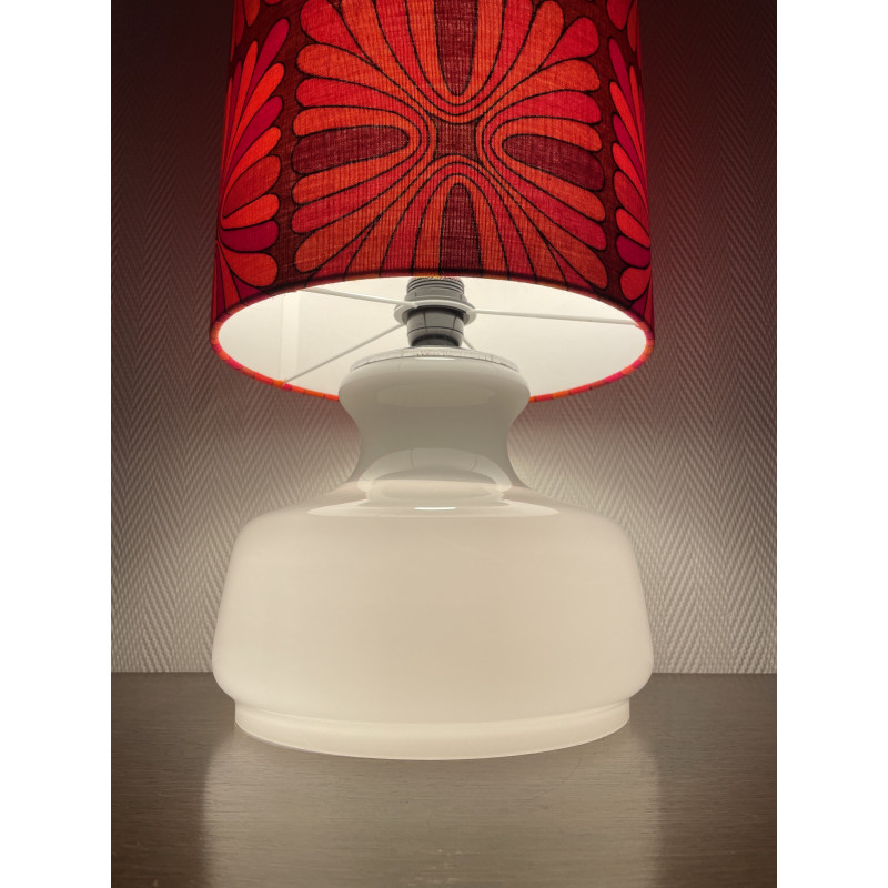 Lampe à poser Pausa - opaline blanche et tissu vintage