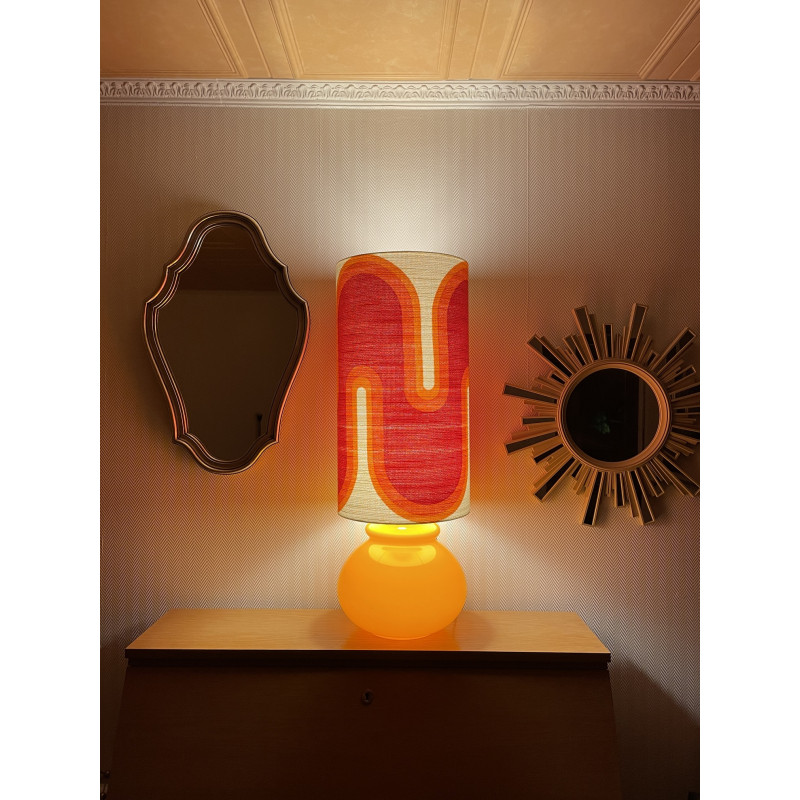 Lampe de meuble Serpentin - opaline orange et tissu vintage