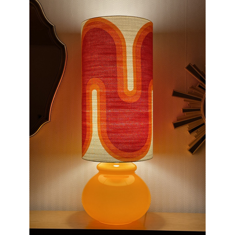 Lampe de meuble Serpentin - opaline orange et tissu vintage