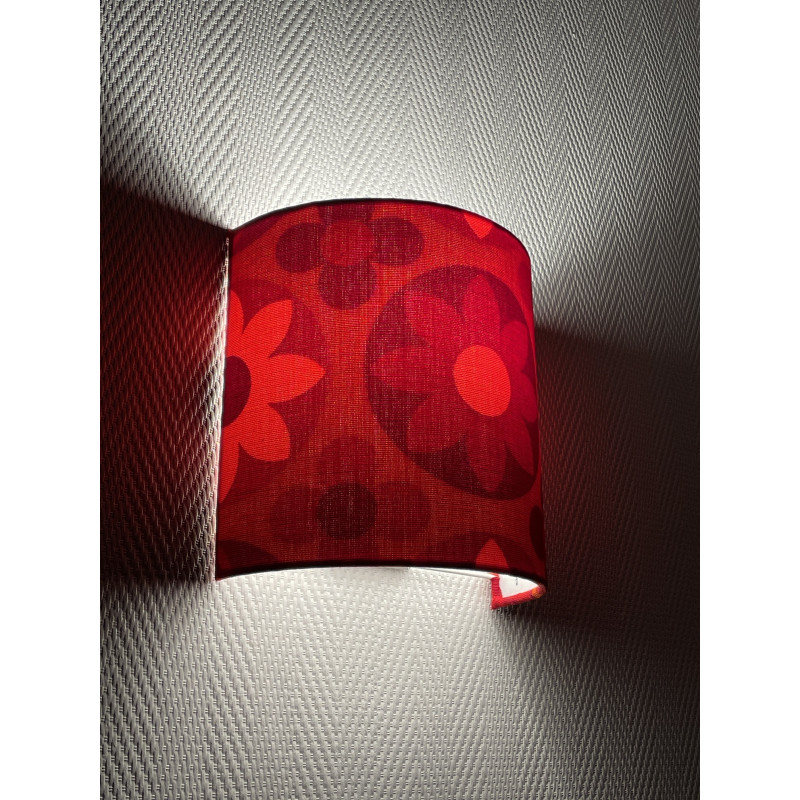 Applique murale abat-jour tissu Corolles rouge- demi rond