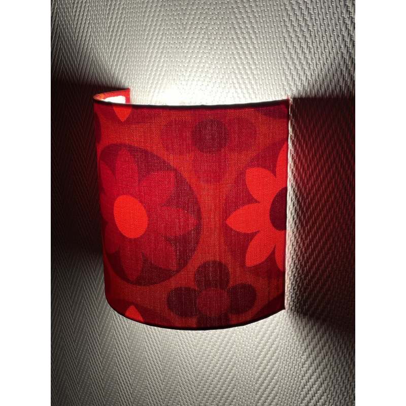 Applique murale abat-jour tissu Corolles rouge- demi rond