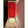 Lampe à poser Pausa rouge - opaline blanche et tissu vintage